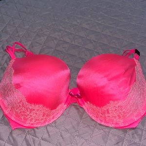 Victoria’s Secret push up bra